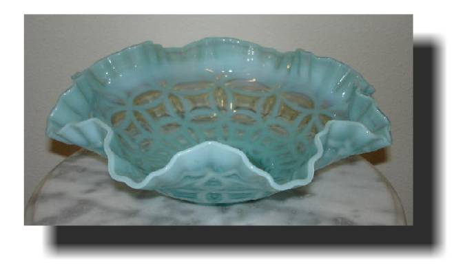 Fenton Double Wedding Ring ruffled Bowl